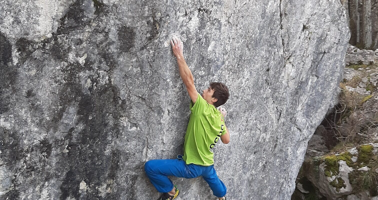 Retour sur le matériel d'escalade OCUN sur bloc Pyramide 7A+