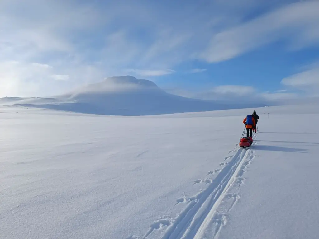 Tracté sa pulka seul au monde