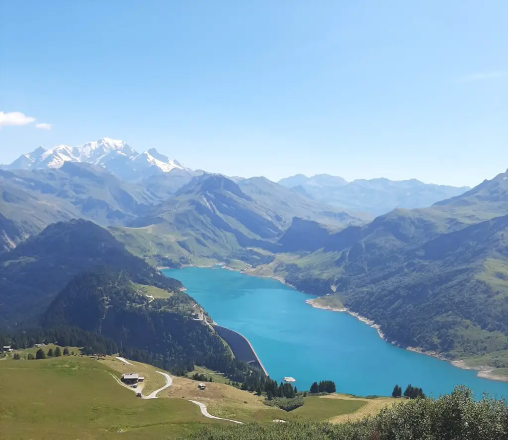 Lac de Roselend-Tour du Beaufortain