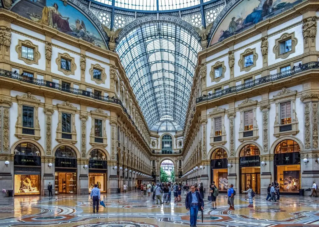 La Galleria Vittorio Emanuele II fleuron du luxe milanais