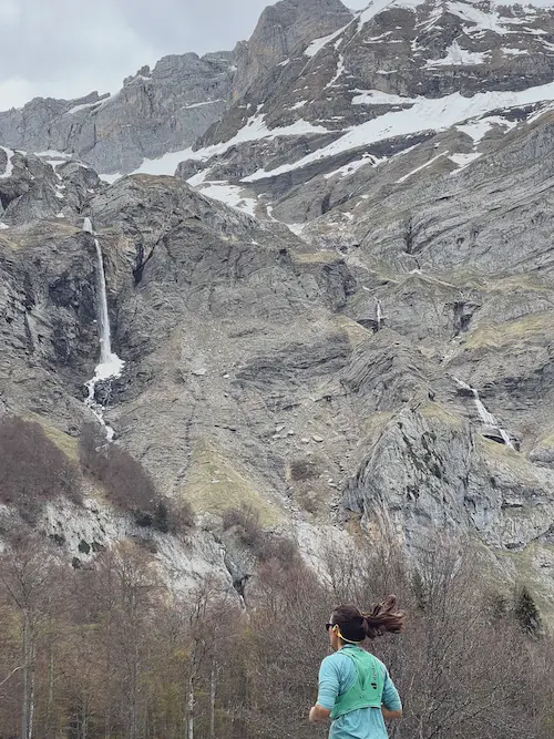 retour d'expérience sur le sac de trail deuter 9