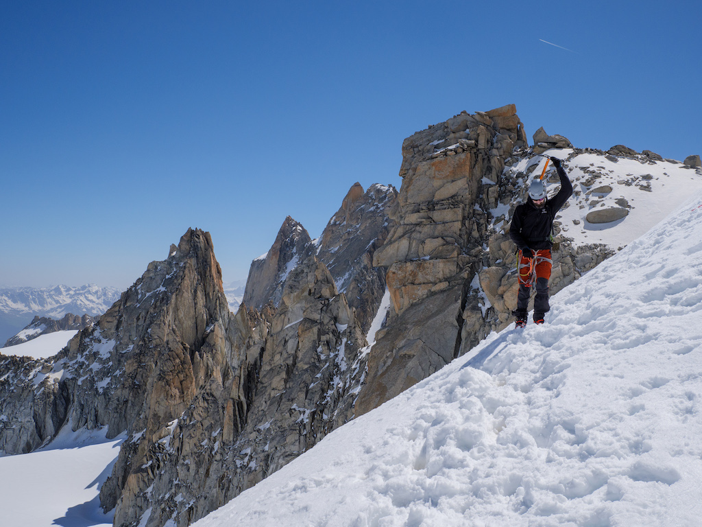 alpinisme avec le sac à dos cilao ermitage 47