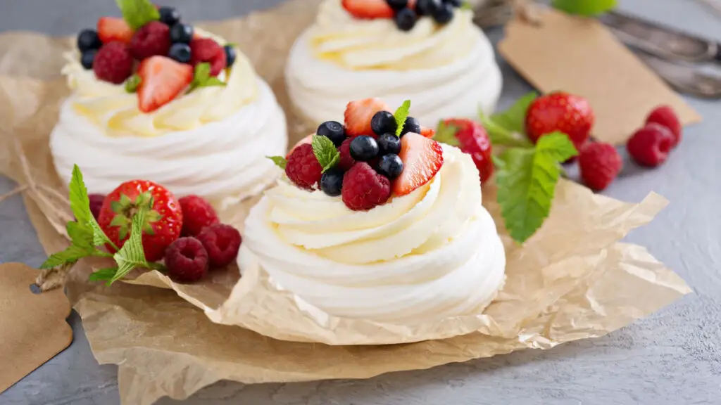 dessert pavlova spécialité culinaire nouvelle-zelande