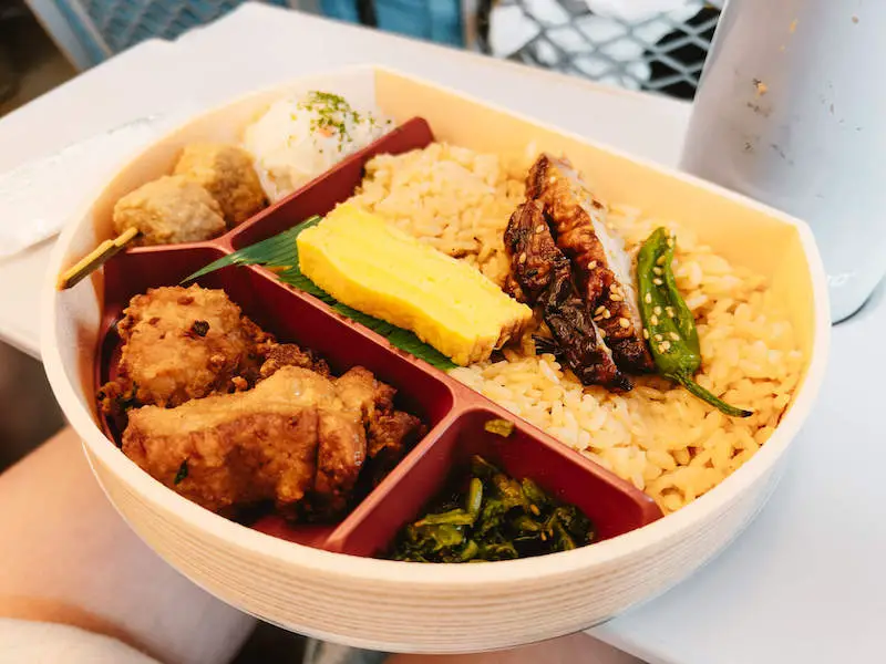 Le bento, idéal pour un repas dans le Shinkansen