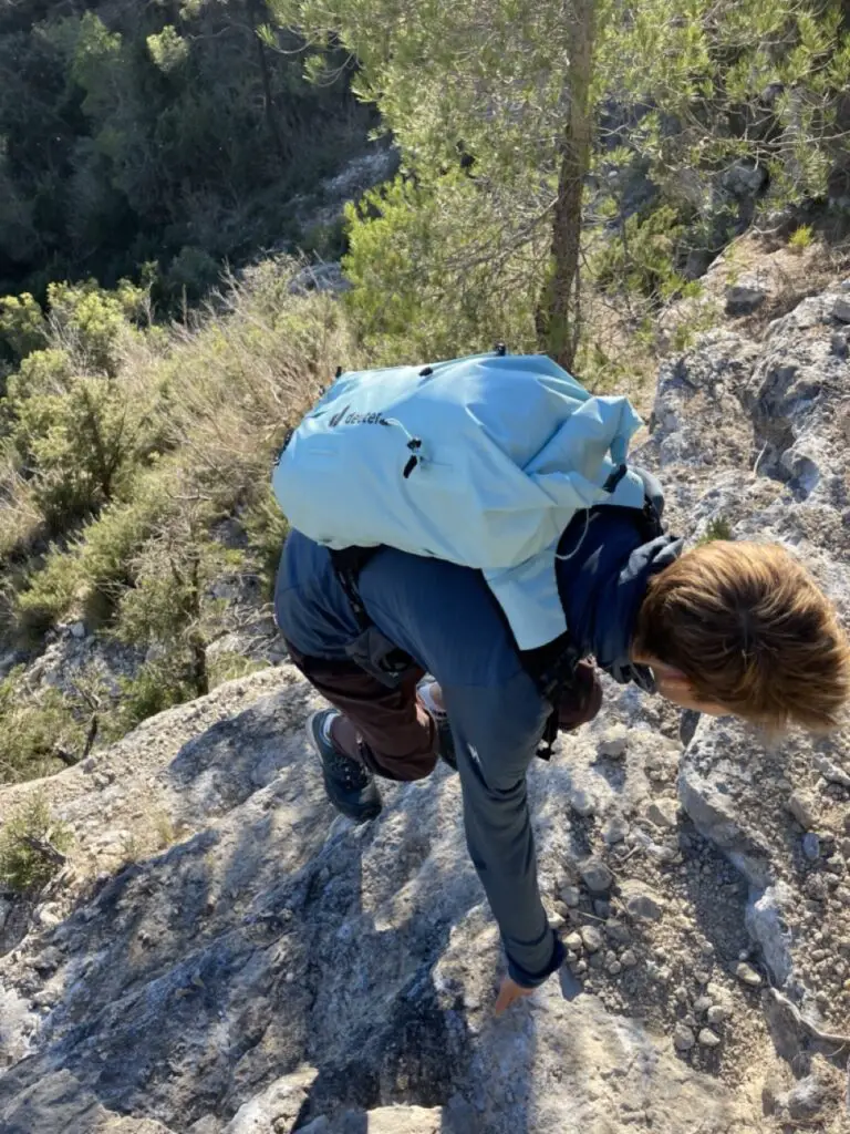 Fast & hike avec le sac à dos deuter vertrail 16