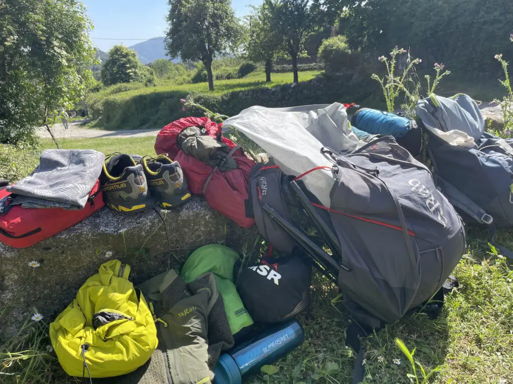 préparatif bivouac en corse