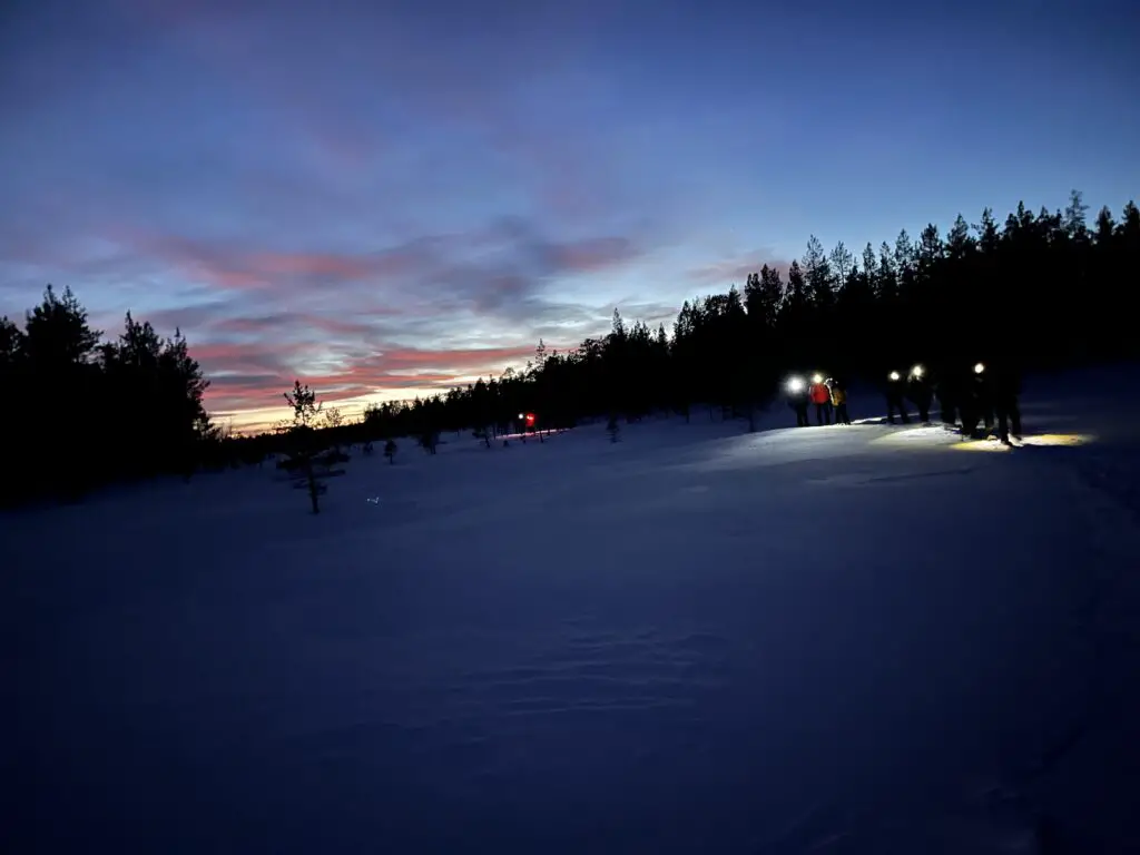 balade en raquettes à neige en laponie suédoise