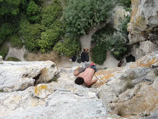 Début de la sortie grimpe dans les Alpilles